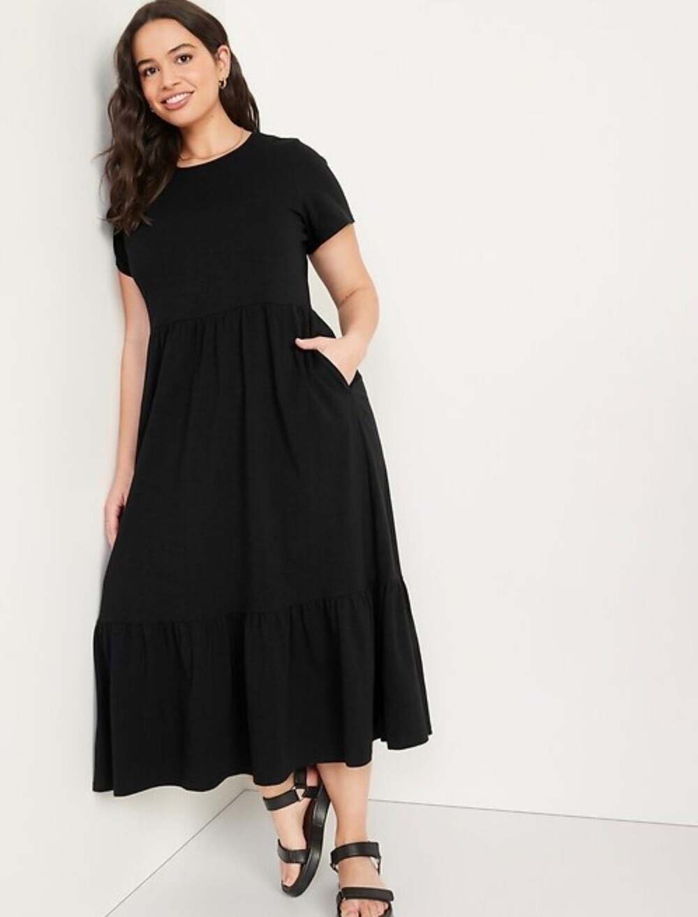 Old Navy Black Short-Sleeve Tiered Jersey Midi Dress Size L